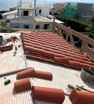 reparación de tejado en Menorca